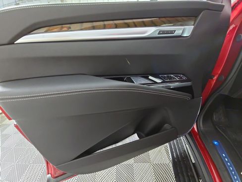 New 2026 Cadillac Escalade Platinum Sport w/ LPO, ONYX Package image 21