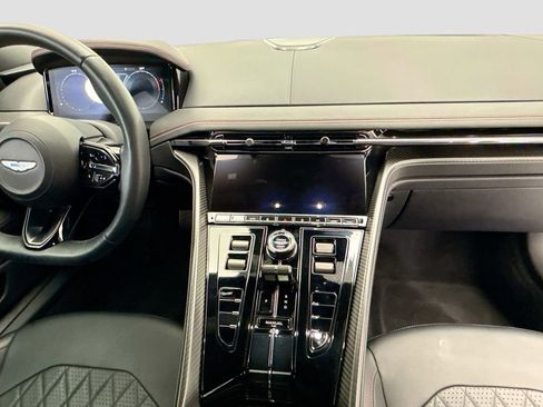 Used 2025 Aston Martin DB12 Coupe RWD image 13