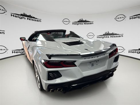 Used 2023 Chevrolet Corvette Stingray Preferred Conv w/ 2LT RWD image 2