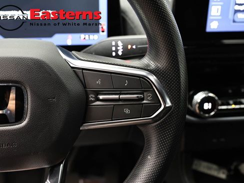 Used 2024 Honda Prologue EX image 15