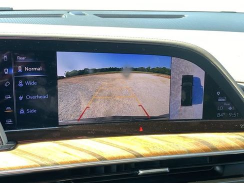 Used 2021 Cadillac Escalade Premium Luxury Platinum AWD/4WD image 32