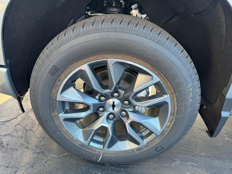 New 2026 Chevrolet Silverado 1500 RST AWD/4WD image 3