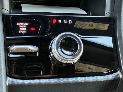 New 2026 Jeep Grand Cherokee L Limited w/ Limited Altitude Package AWD/4WD image 25