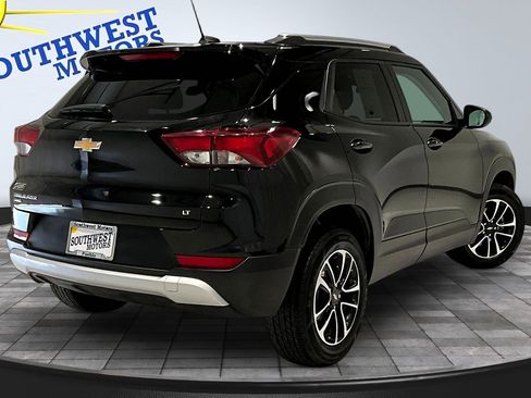 Used 2025 Chevrolet TrailBlazer LT AWD/4WD image 7