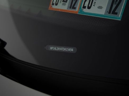 New 2026 Porsche Cayenne S image 40