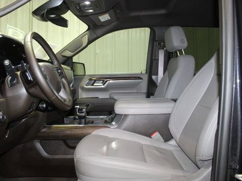 Used 2024 Chevrolet Silverado 1500 RST w/ Convenience Package II AWD/4WD image 11