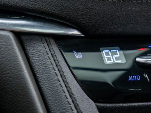 Used 2022 Cadillac XT5 Premium Luxury image 29