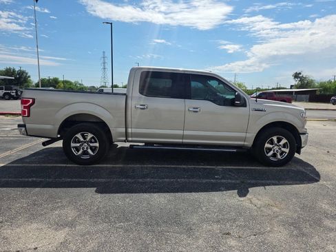 Used 2018 Ford F150 XLT w/ Equipment Group 302A Luxury RWD image 2
