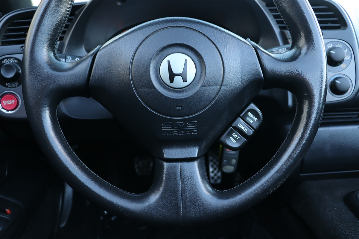Used 2001 Honda S2000 image 38
