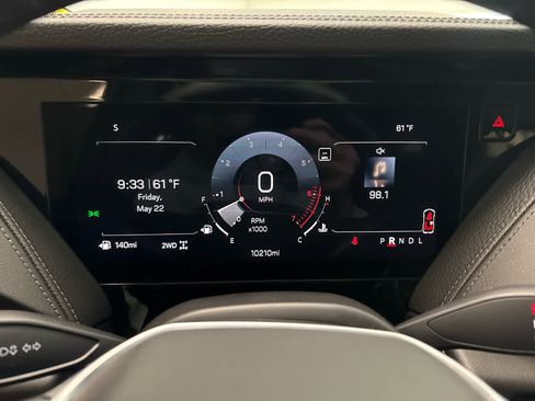 Used 2026 GMC Yukon Denali w/ Sun & Power Step Package AWD/4WD image 43