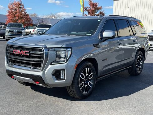 Used 2023 GMC Yukon AT4 w/ AT4 Premium Plus Package image 4
