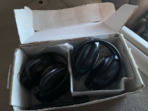 Used 2012 Hyundai Veracruz Limited w/ Entertainment Pkg image 34