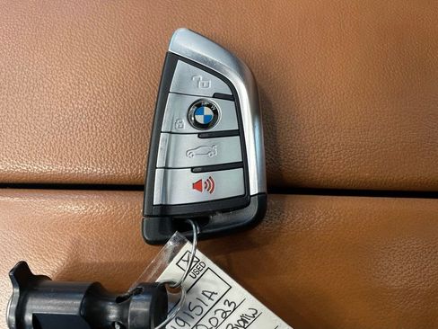 Used 2022 BMW X5 sDrive40i w/ Parking Assistance Package RWD image 20