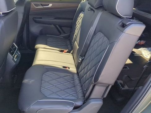 New 2026 Volkswagen Atlas SEL Premium R-Line AWD/4WD image 18