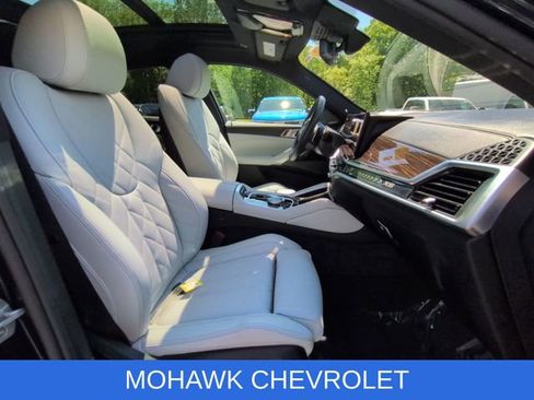 Used 2026 BMW X6 xDrive40i w/ Premium Package AWD/4WD image 30