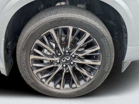 Used 2025 INFINITI QX80 Autograph w/ Autograph Exterior Package image 9