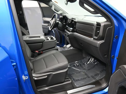 Certified 2026 Chevrolet Silverado 1500 RST image 19