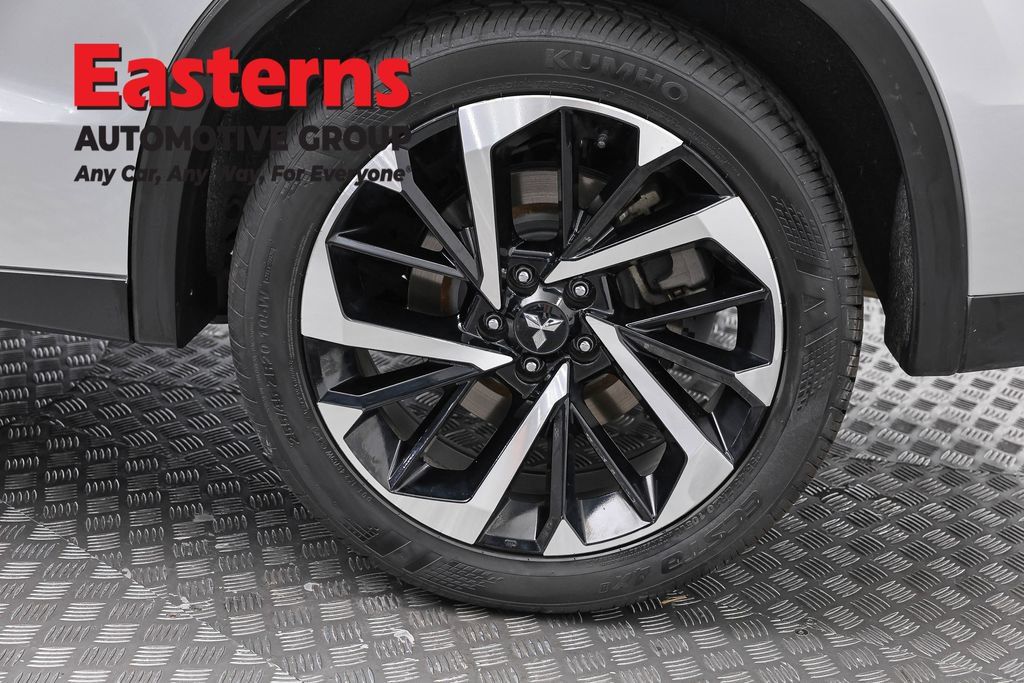Used 2024 Mitsubishi Outlander SE FWD image 34