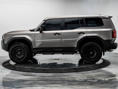 Used 2024 Toyota Land Cruiser 1958 image 5