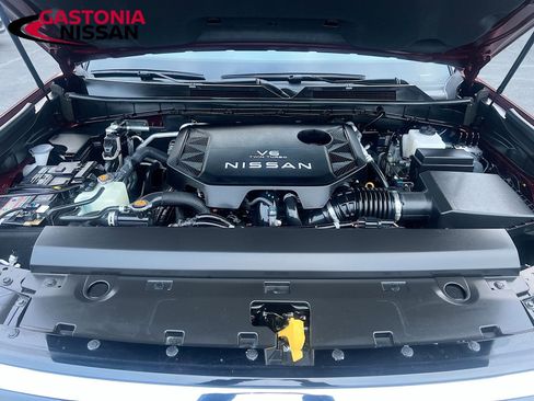 Used 2025 Nissan Armada Platinum w/ Convenience Package image 41