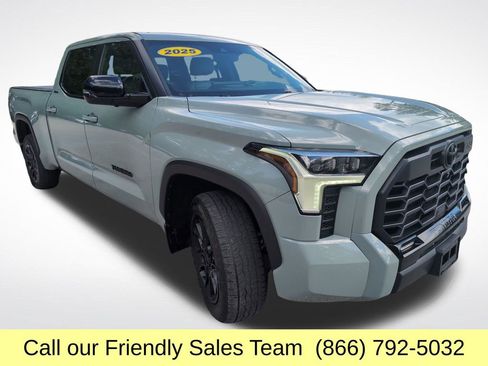 Used 2025 Toyota Tundra Limited w/ TRD Off-Road Package AWD/4WD image 9