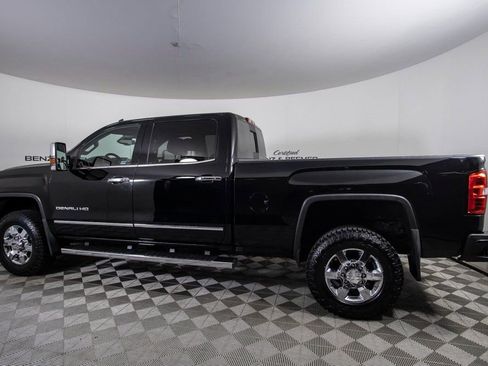 Used 2017 GMC Sierra 3500 Denali image 8