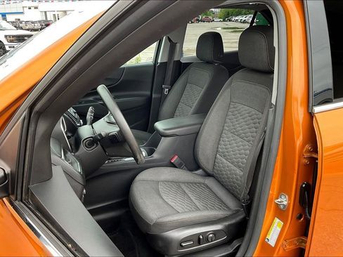 Used 2019 Chevrolet Equinox LT FWD image 27