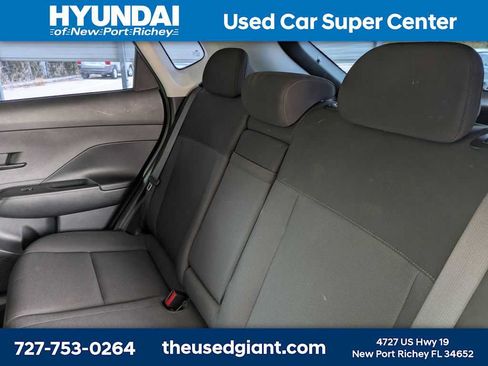 Used 2024 Hyundai Kona SE FWD image 14