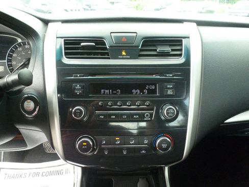 Used 2013 Nissan Altima 2.5 FWD image 17