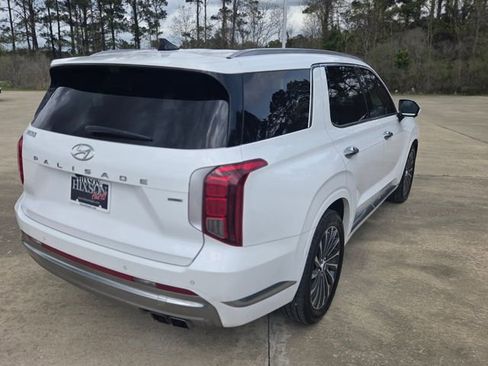 Used 2025 Hyundai Palisade Calligraphy image 6