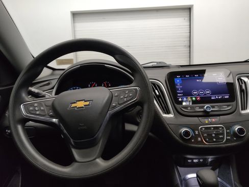 Used 2024 Chevrolet Malibu LT image 22