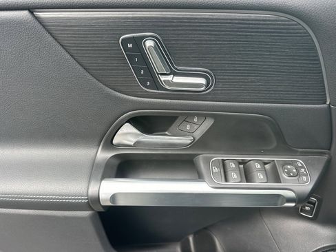 Certified 2024 Mercedes-Benz EQB 350 4MATIC SUV image 11