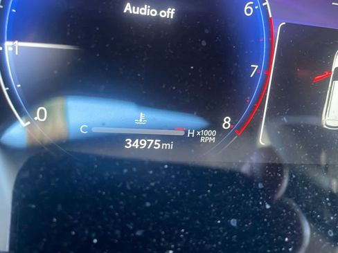 Used 2023 Toyota Highlander Platinum image 3