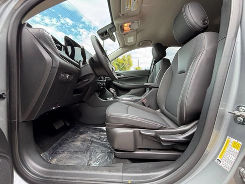 Used 2025 Buick Encore GX Preferred FWD image 23