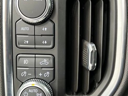 Used 2021 Chevrolet Silverado 1500 RST w/ Z71 Off-Road Package image 29