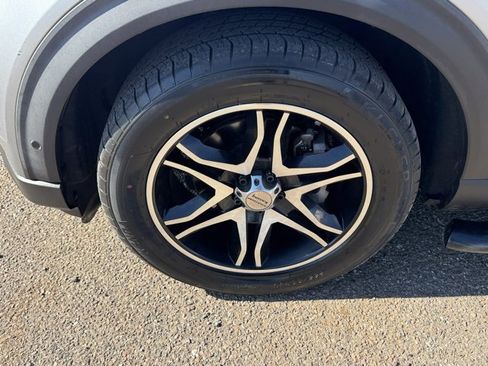 Used 2020 Ford Explorer ST w/ Premium Technology Package image 9