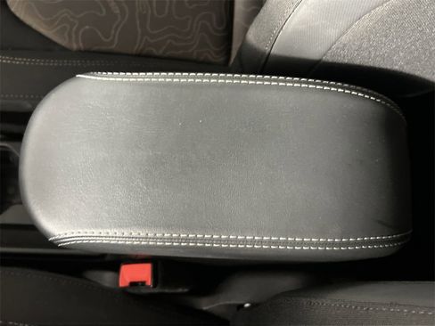 Used 2023 Jeep Renegade Latitude image 22