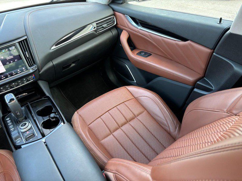 Used 2022 Maserati Levante Modena AWD/4WD image 14