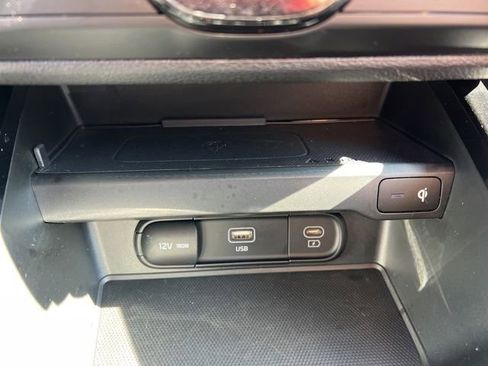 Certified 2023 Kia Soul S image 22