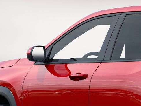 New 2026 Chevrolet Equinox LT w/ Convenience Package II image 13