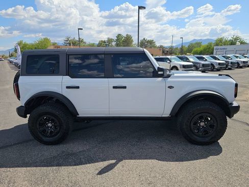 Used 2022 Ford Bronco Wildtrak AWD/4WD image 6