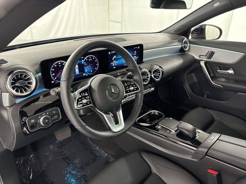 Certified 2023 Mercedes-Benz CLA 250 image 4