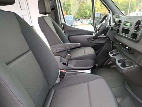 New 2026 Mercedes-Benz Sprinter 144 Cargo image 10