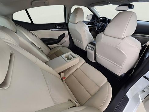 Used 2020 Nissan Maxima 3.5 SV w/ Illumination Package image 50