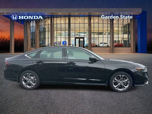 Certified 2023 Honda Accord EX-L image 5