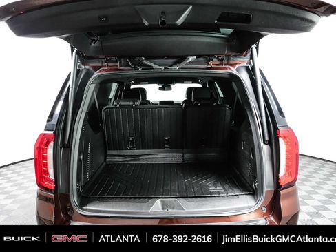 Used 2023 GMC Yukon XL SLT AWD/4WD image 62