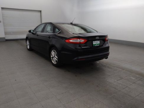 Used 2016 Ford Fusion SE FWD image 5