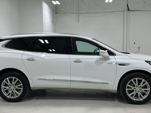 Used 2023 Buick Enclave Premium w/ Experience Buick Package image 6