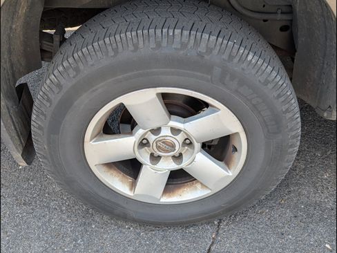 Used 2007 Nissan Titan SE image 8