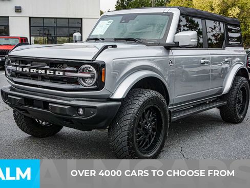 Used 2024 Ford Bronco Outer Banks image 3